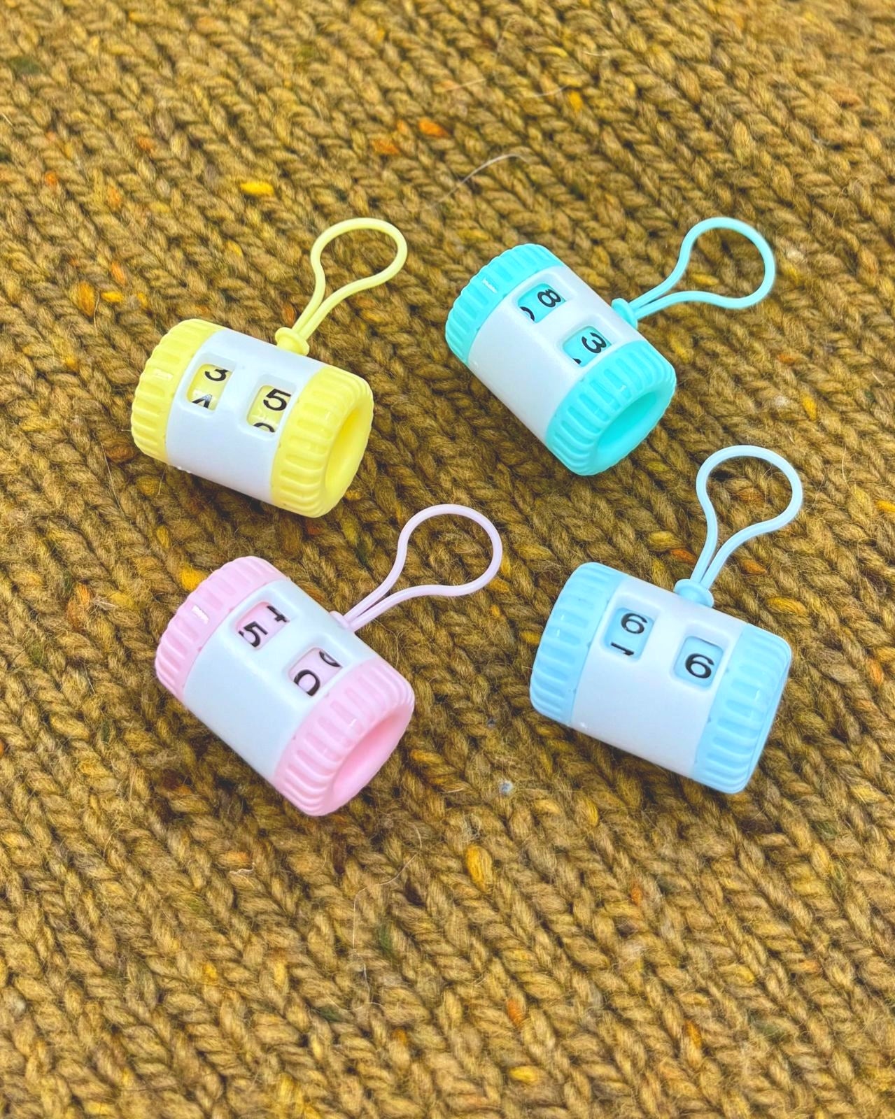 Row Counter with Lanyard