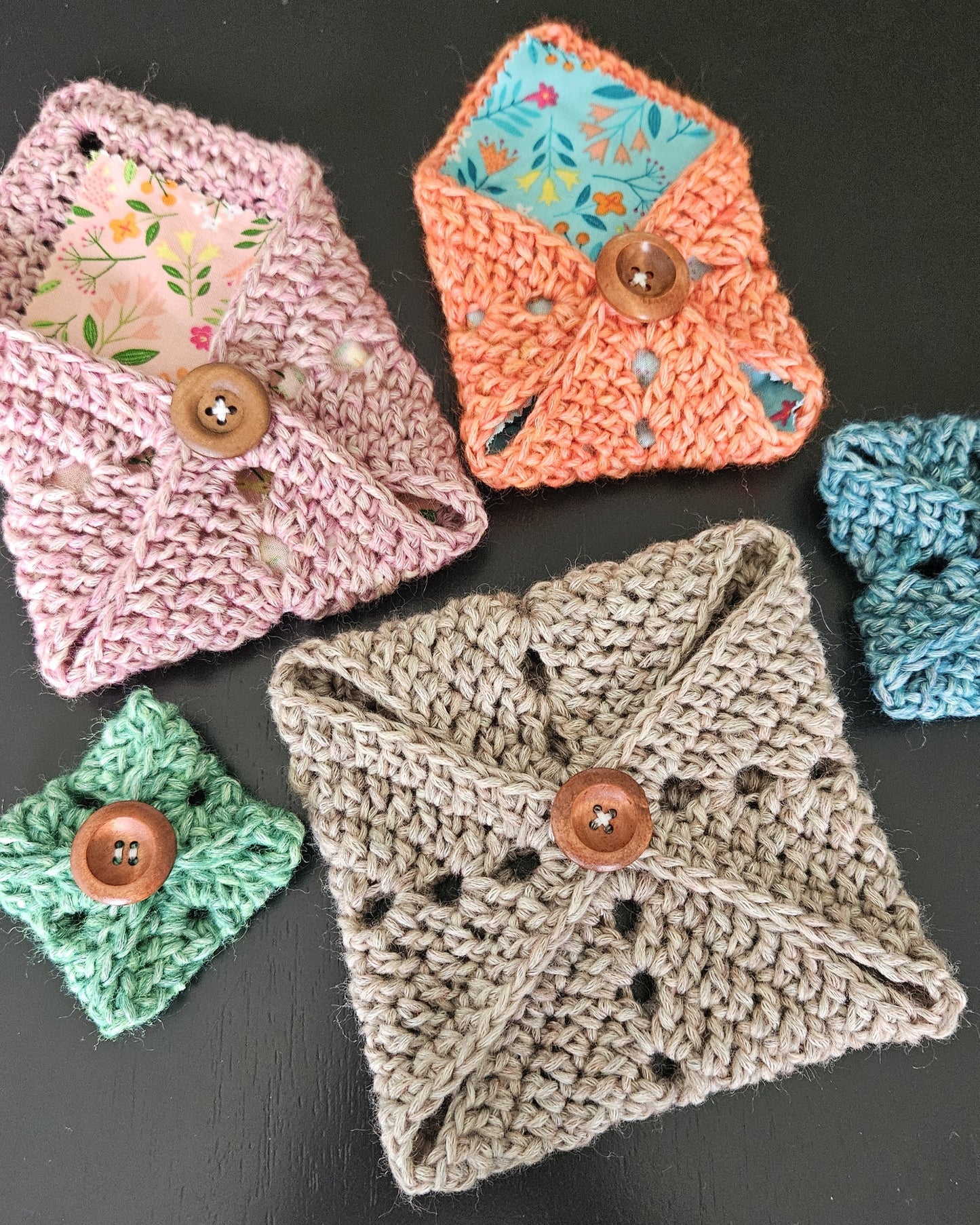 Trésors Faits Main : Atelier Pochette en Granny Square avec Julie ACCROchet