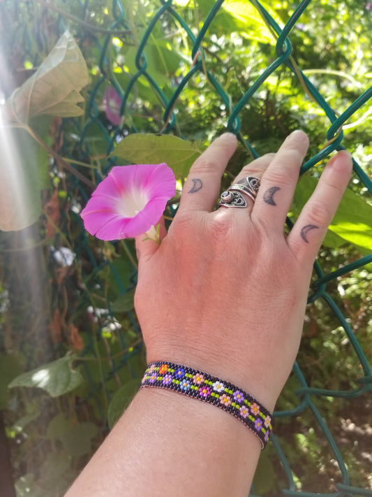 Beaded Bracelet - Peyote Stitch Introduction