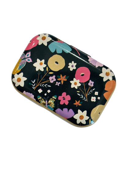 Retangular Floral Metal Box with 8 Stitch Markers