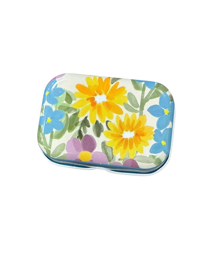 Retangular Floral Metal Box with 8 Stitch Markers