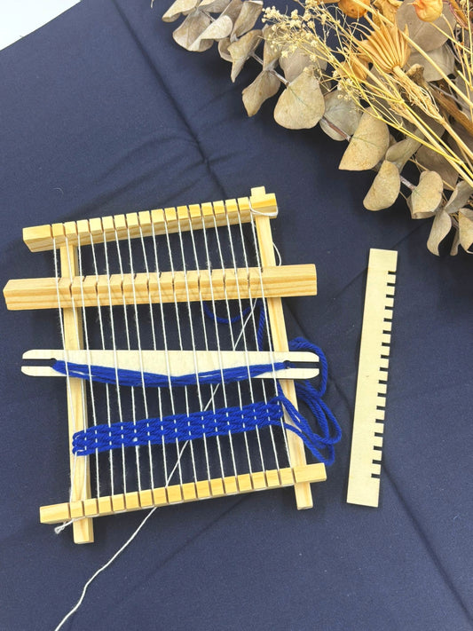 Mini Weaving Loom