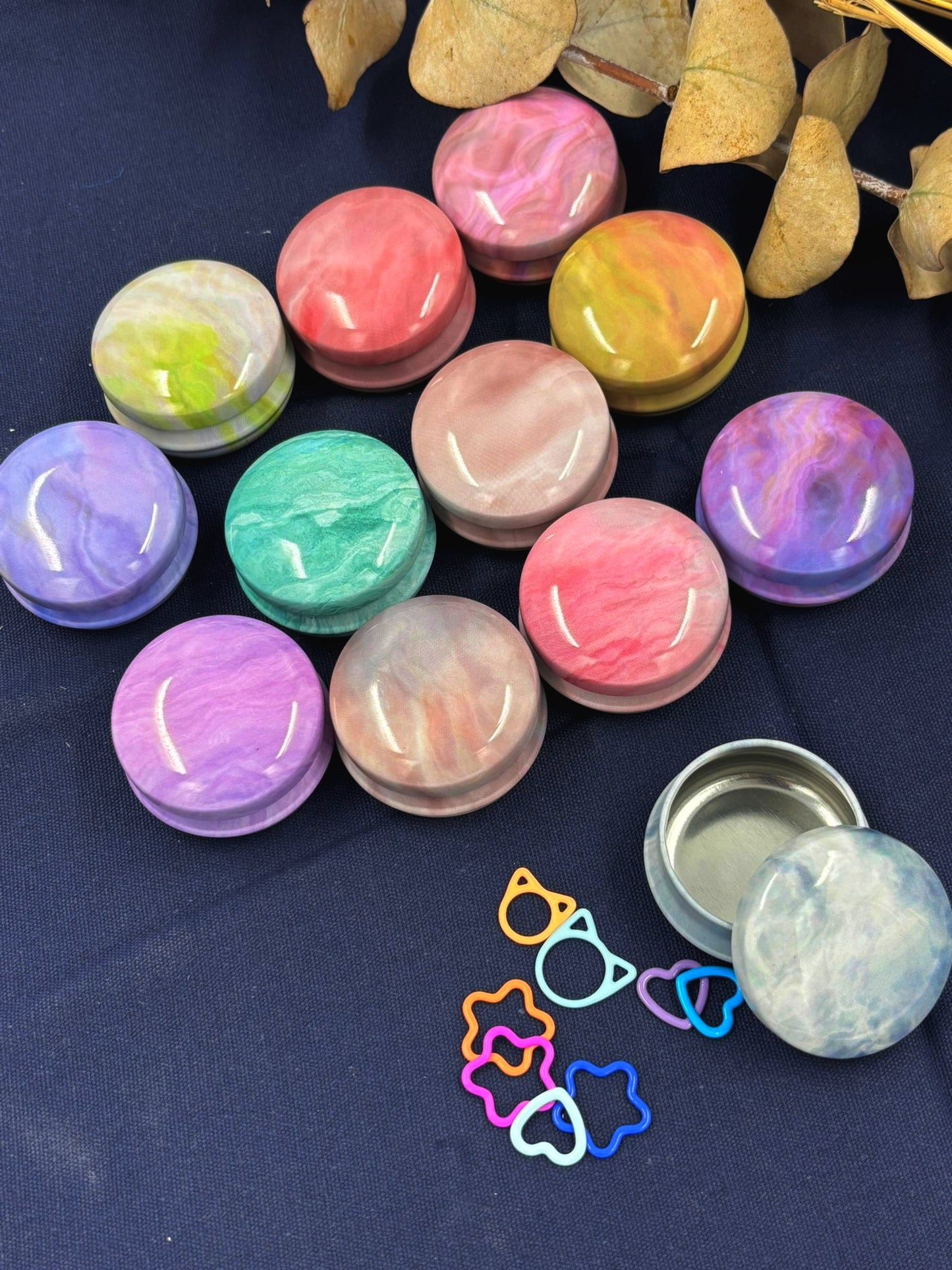 Tiny Round Marbled Metal Box with 8 Stitch Markers